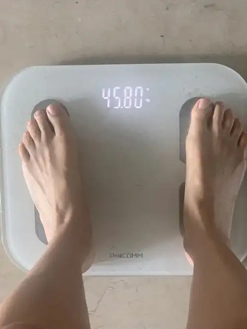 15847kg今天早上称458kg