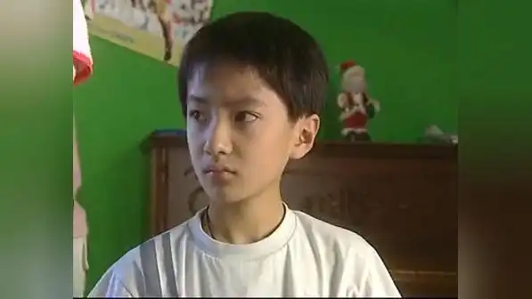 快乐星球乐乐偷偷取得了妈妈的头发拿去做实验