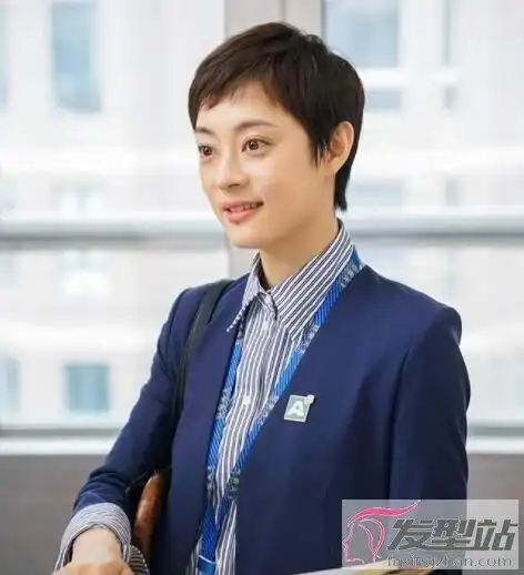 女领导适合什么发型简约干练彰显强大气场