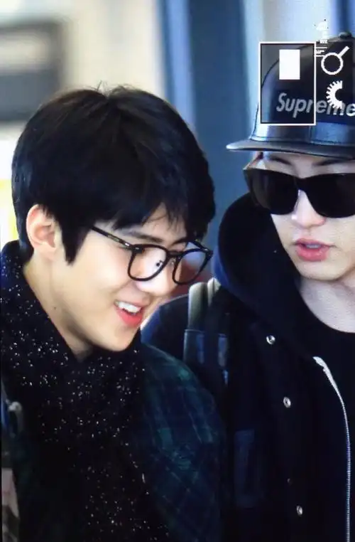 韩娱第一##勋球漫游记#@wu世勋-exo那年今日|160216 la机场 【awesome