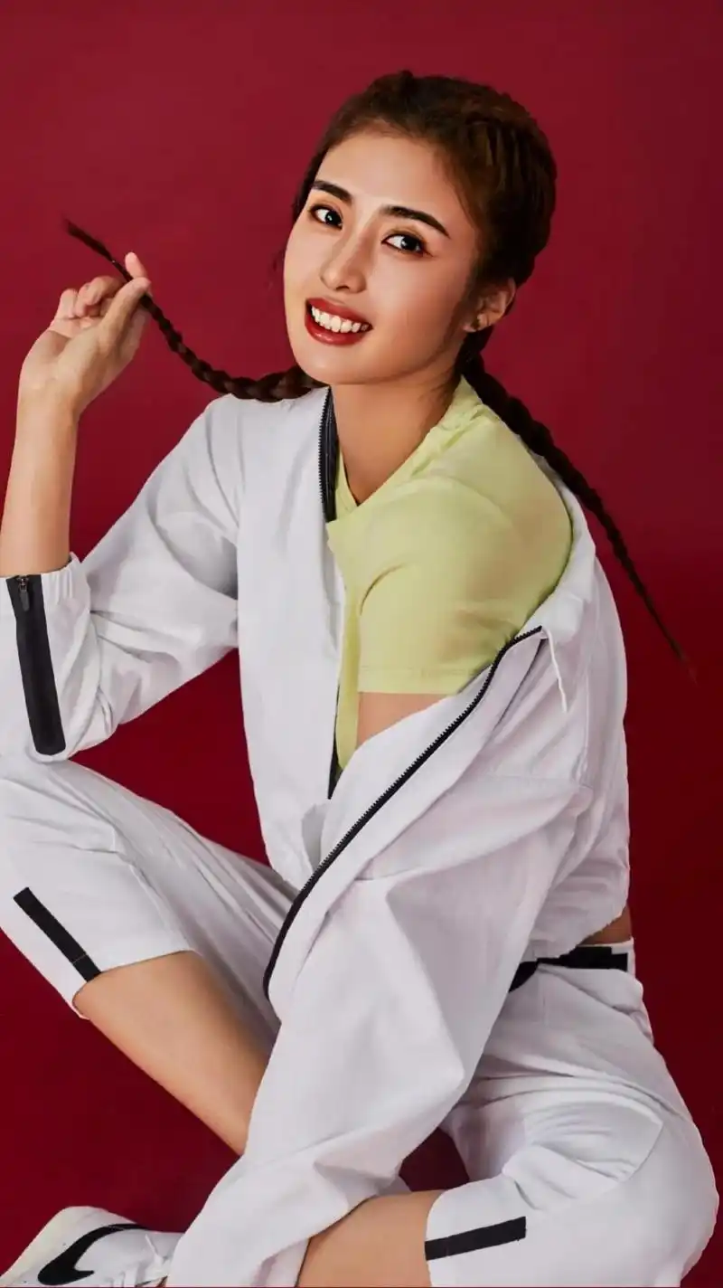 精美图集|女足门将赵丽娜