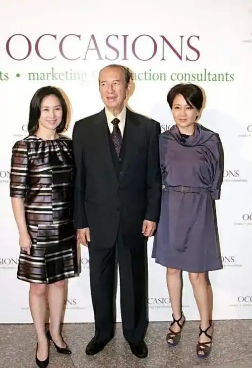 赌王何家欢是假象,三房缺席四太生日,何超琼笑里藏刀