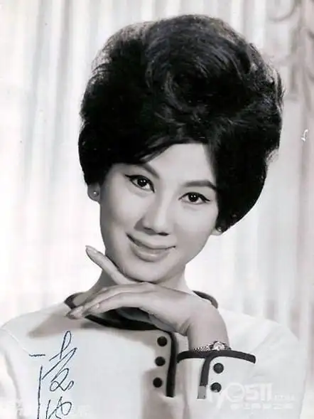 凌波凭借《烽火万里情》获第六届最佳女主