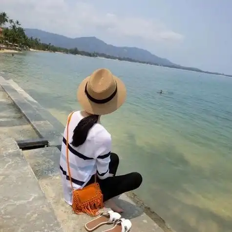 单人头像女背影峡谷 女生头像图片大全 -【爱个性】