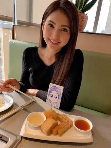 韦汝为儿子「独自扮黑脸」教育 赡养费也「全帮儿子存起来」为母则强