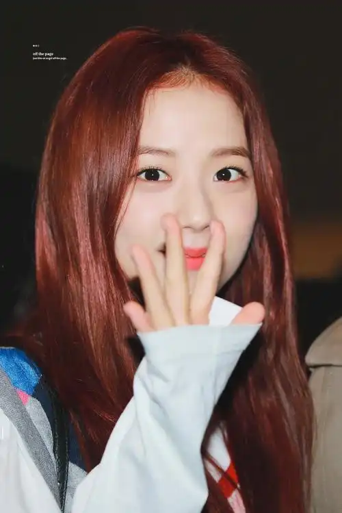 金智秀心动初恋#【考古】190409 icn出境 饭拍高清/预览红发小秀值得