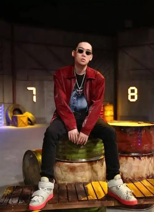 与pgone和gai都曾有过节,红花会能否再回来全看他了_弹壳_丁飞会_团队