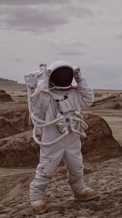 唯美星空壁纸孤独的宇航员壁纸