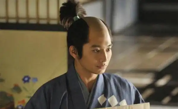 日本武士的月代头这么丑陋,为何却是当时的流行发型