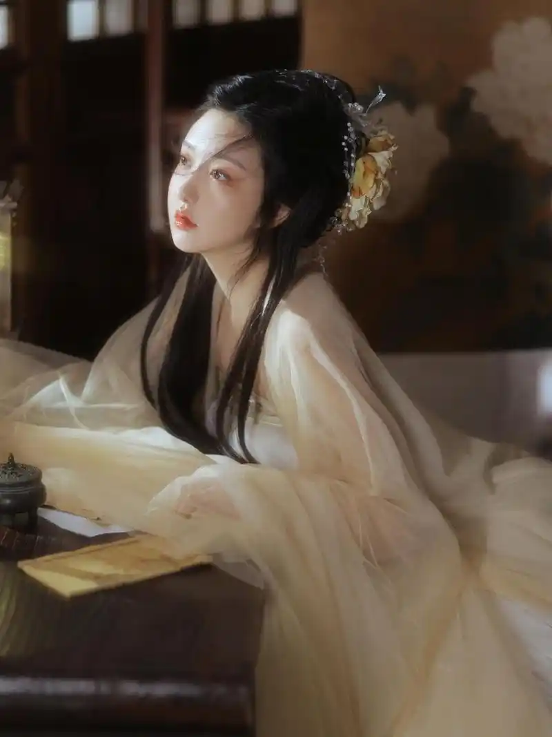古风小姐姐仙气写真图片高清无水印