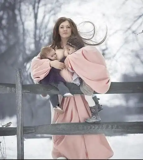 6 母乳才是最健康的!母亲哺乳唯美照合集