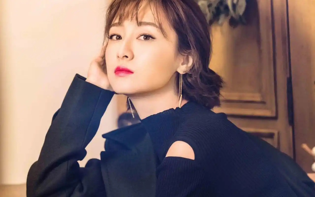 叶青时髦酷girl潮流写真图片电脑壁纸