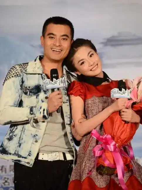 宋佳的不羁情史:为梦想抛弃陈龙,后爱上有妇之夫,现与才子同居