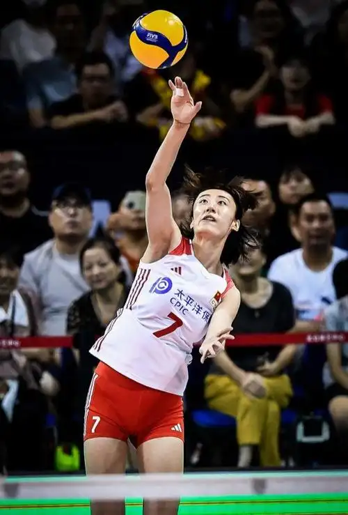 王媛媛成女排最大收获?16拦奥资赛第二 51扣28中 7撑起不逊袁心玥