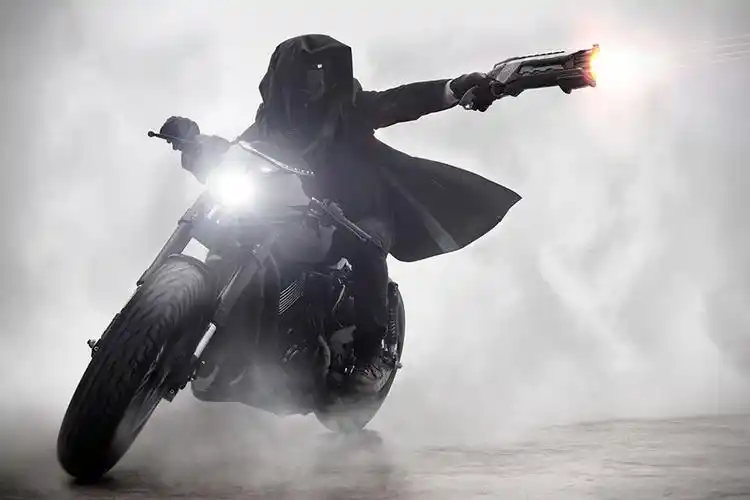 越南不止有雷剧也有狂拽酷炫的摩托车少年