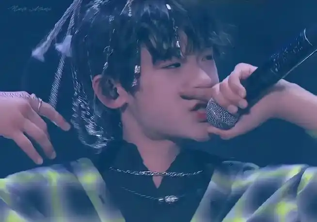 张峻豪超话#三代第一rap担张峻豪#—《刀马旦》预告已经开始期待脏辫