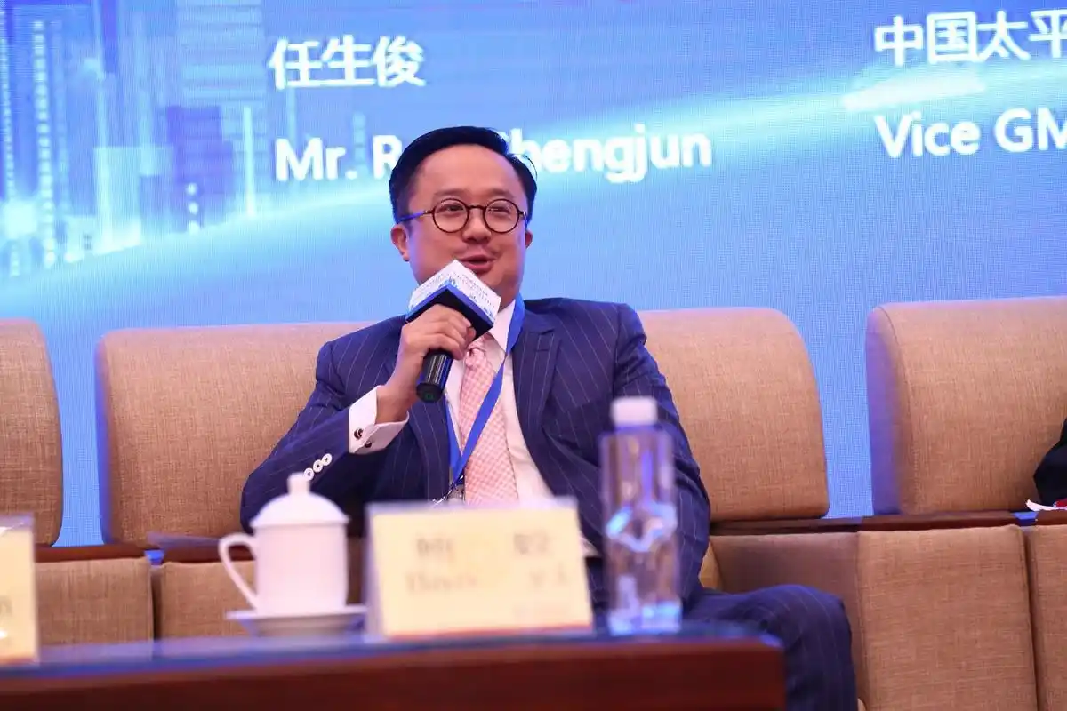 香港澳门要进一步做好中国开放的窗口与桥梁