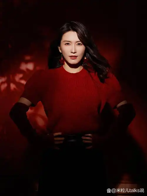 徐洁儿|元宵节红毛衣氛围写真