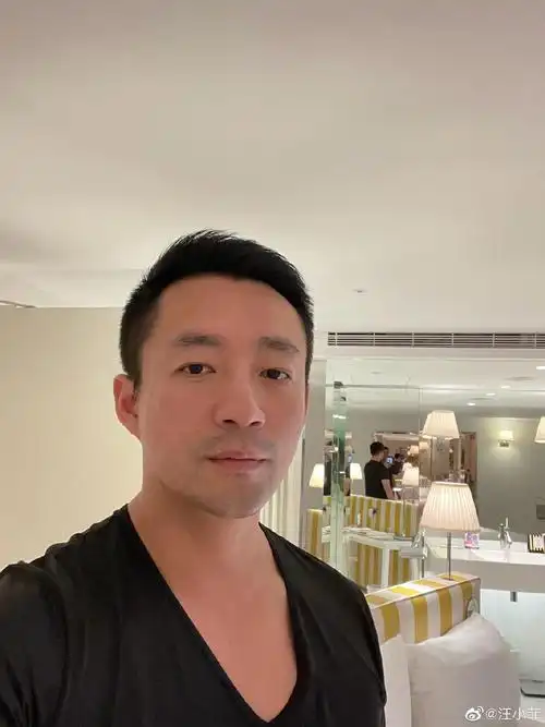 张兰怒斥张颖颖做梦都别想进家门(首次承认拿汪小菲张颖颖没办法)