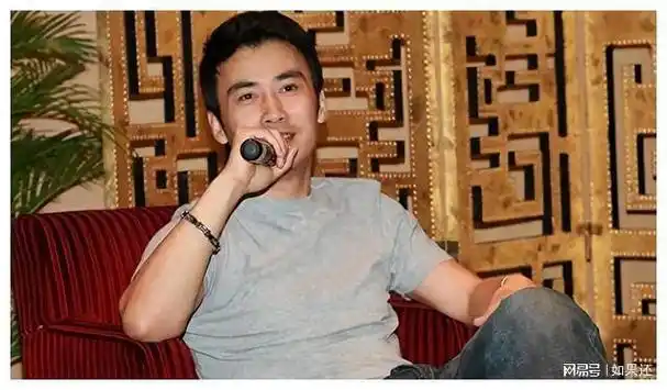 56岁谍战教父柳云龙的"淡圈",其实是娱乐圈的"幸运"