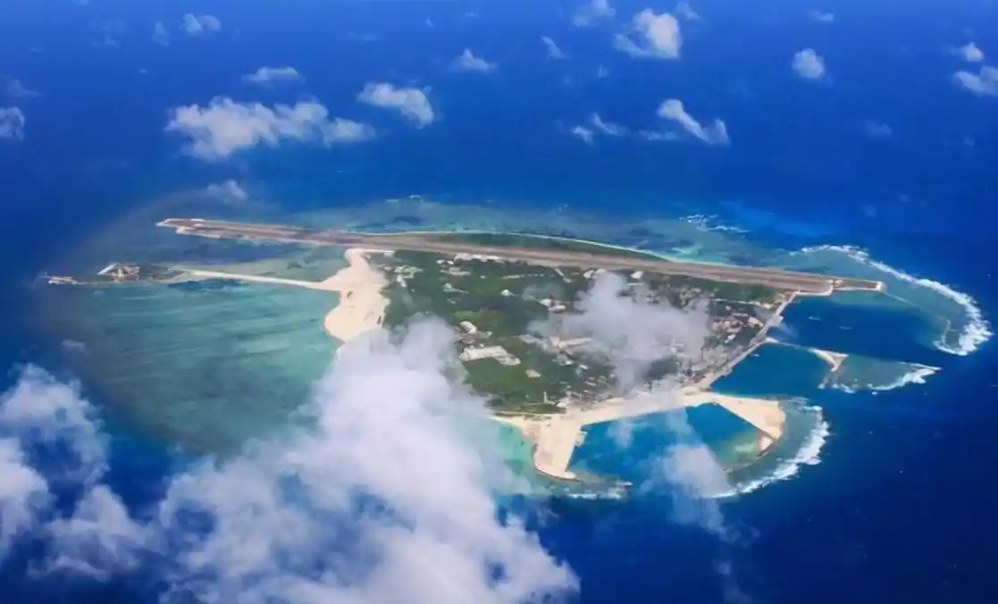 黄岩岛:是南海东部的定海神针,资源丰富,可迁10万人