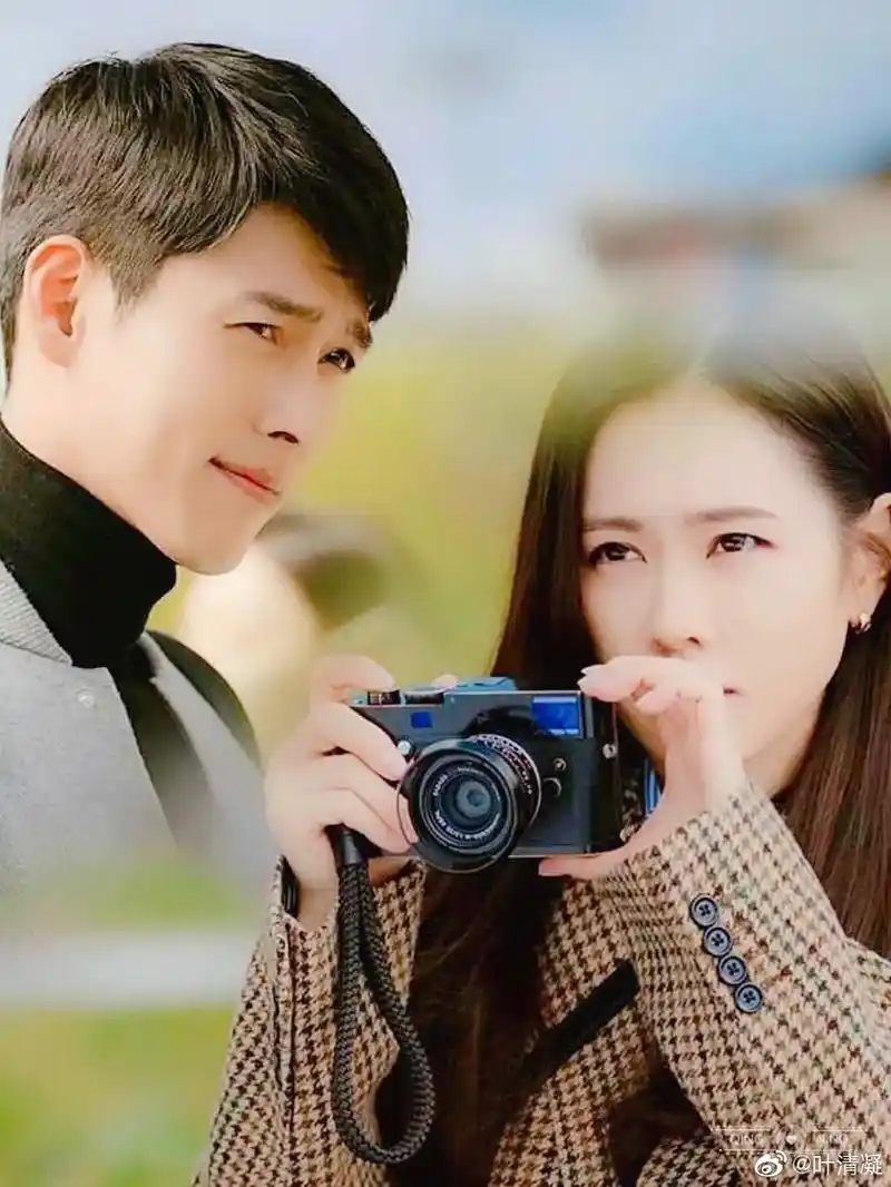 《爱的迫降》剧照 - 抖音