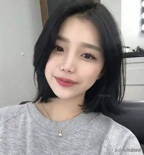 尾层次剪;10款短发造型灵感推荐(大脸短发发型女2023最新款图片大全)