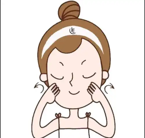 (做之前记得把护肤品涂到脸上搭配按摩!直接按小心皱纹喔~)