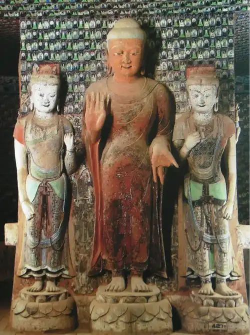 莫高窟第427窟 一佛二菩萨