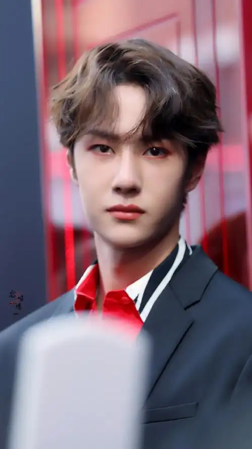 王一博眼妆那么好看因为,之前我说过他的眼睛是上品丹凤眼丹凤眼眼神