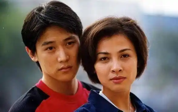 "京圈大佬"海岩有多厉害?