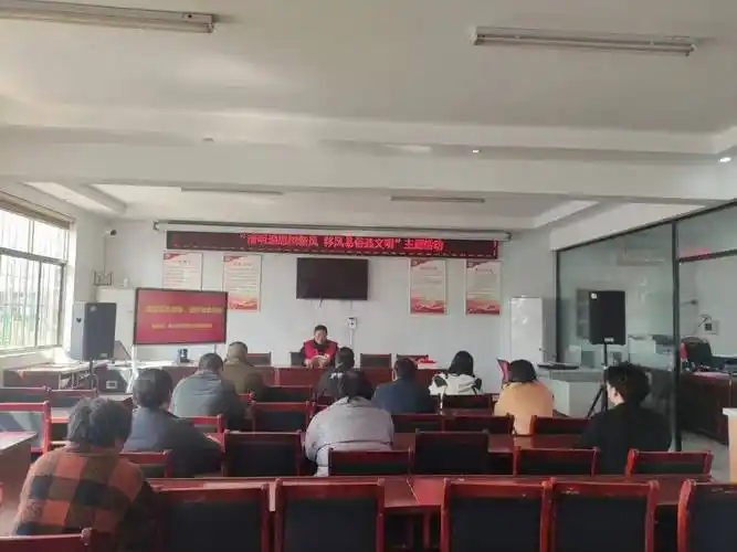 坍镇金塘村联合新合村开展"清明追思树新风 移风易俗显文明"主题活动