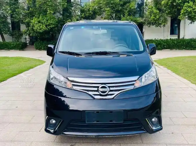 日产nv200商务车7座自动只卖几天
