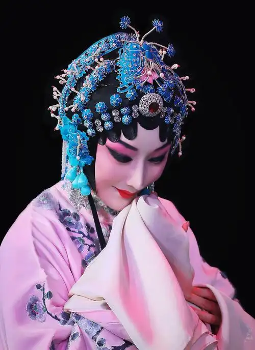 中国戏剧梅花奖)终评剧目——新编现代京剧《石评梅》演出票全线售罄