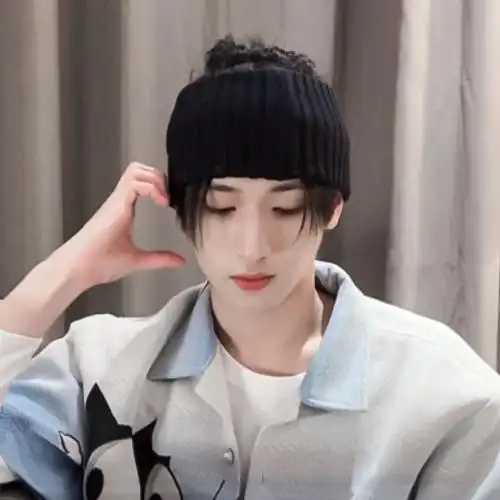 比心宝宝*^_^*@时代少年团-严浩翔#严浩翔的新发型