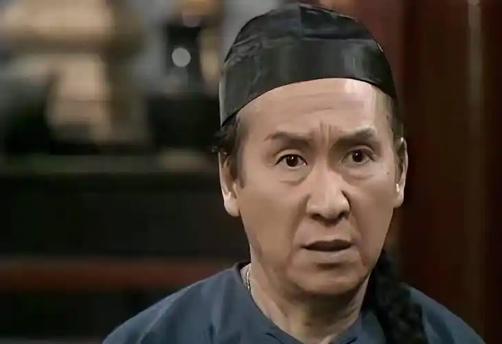 香港资深艺人俞明迎100岁生日定期体检无大病一家四世同堂