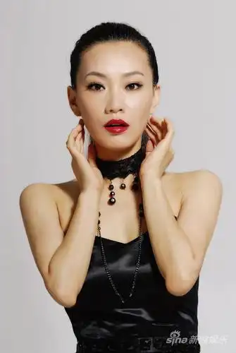 曹艳艳写真俏皮曹艳艳写真曹艳艳写真妩媚性感新浪娱乐