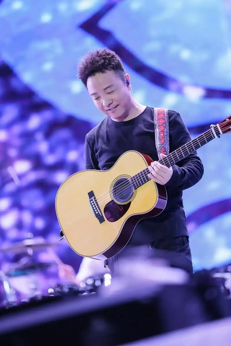 叶蓓携手许巍 4.23"听说独写"演唱会厦门站将同台献唱