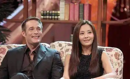 原创原创吴奇隆前妻马雅舒嫁二婚老外当继母靠老公维护两人关系