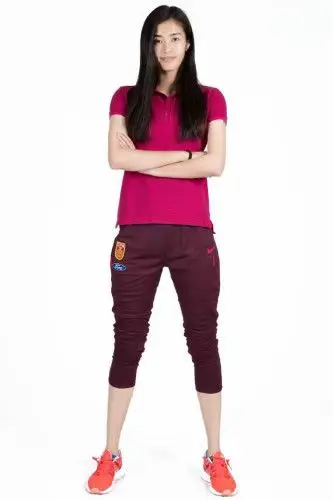 被誉为"美女门将"的赵丽娜在上月12日通过个人微博宣布退出国家队.