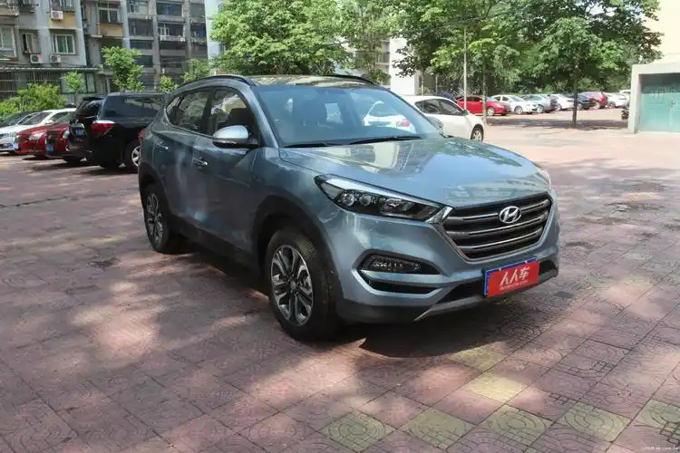 北京sv二手车【推荐】 -北京现代途胜1.6t 自动 四驱 top 旗舰型