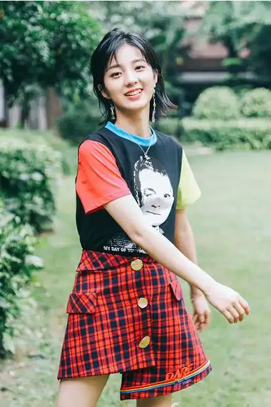 万鹏出席耀客晚宴 为《人不彪悍枉少年》站台 - 360娱乐,你开心就好