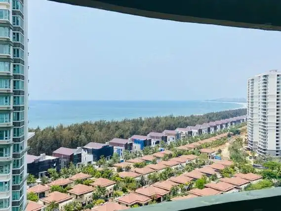 三亚三亚周边陵水雅居乐海境新天三亚清水湾一线海景 四房2卫 大阳台