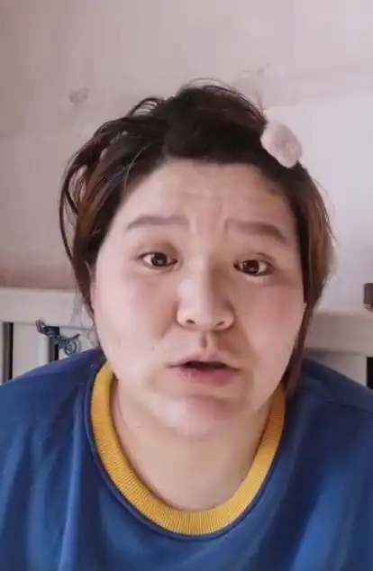 网红郭老师称明星压力大,可理解罗志祥劈腿,曾狂踩李小璐显双标