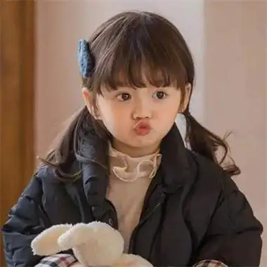 嘟嘴小女孩头像超萌可爱图片 可爱小女孩头像萌图片