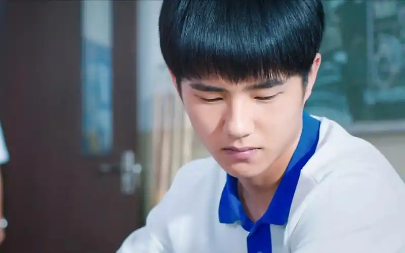 《最好的我们》耿耿余淮剧照图片桌面壁纸