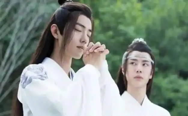 不要再替王一博感到遗憾了,事实上,他已走上男演员的另一条大道|肖战