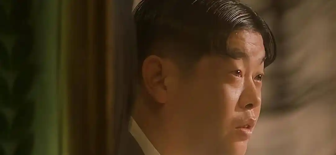 之后又出演了冯小刚的《大腕》和《天下无贼》,再次向观众展现了他的