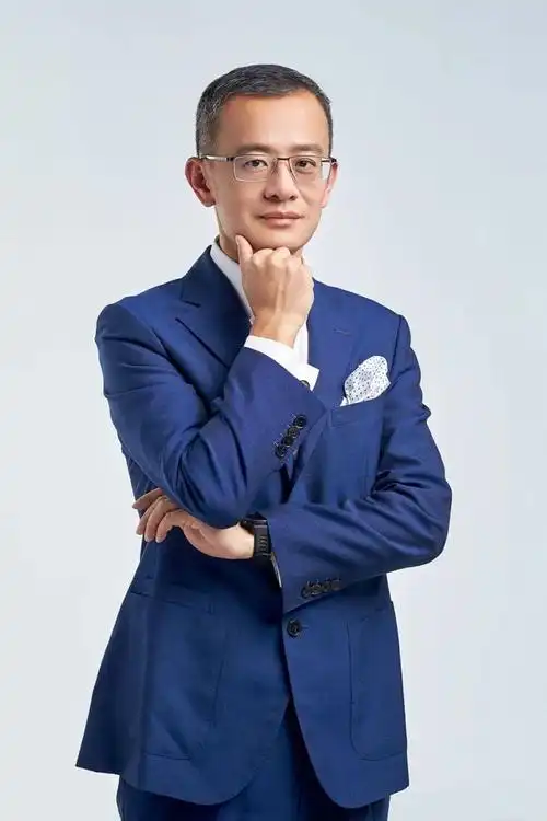 克而瑞集团董事长丁祖昱博士在确定和不确定中寻找点状机会