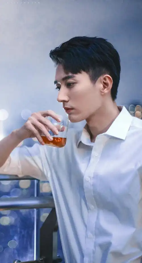 开一幢夜色暗涌时刘学义莫灵泽物料图楼